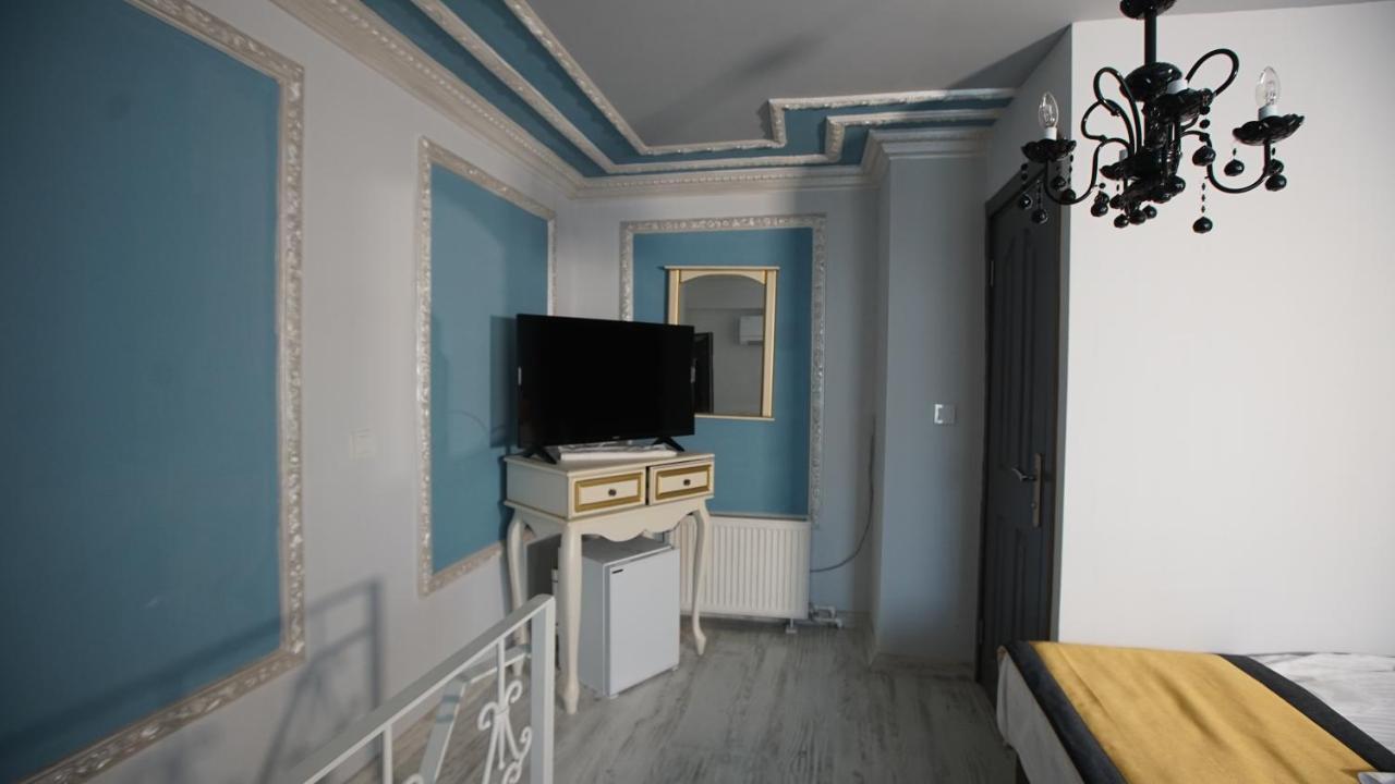 Taksim Maya Hotel Истанбул Екстериор снимка