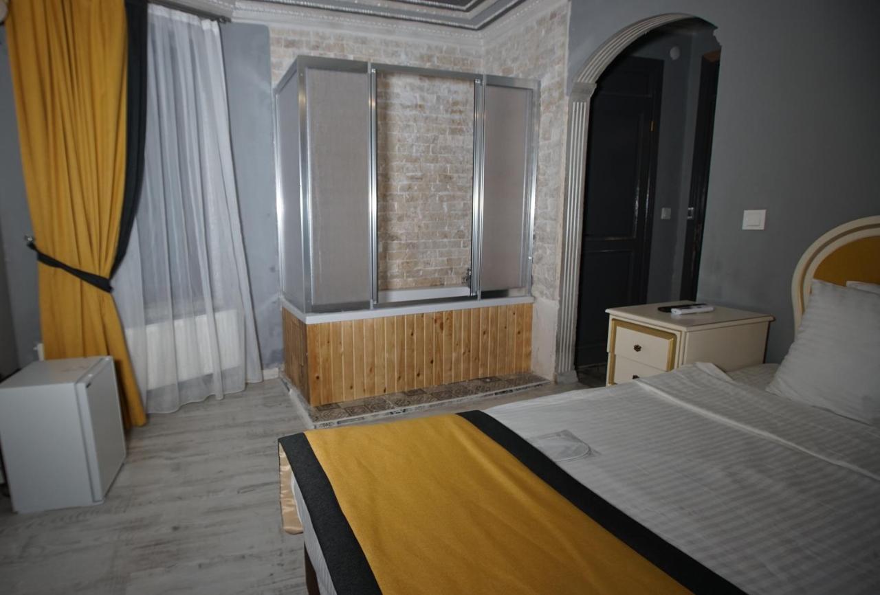 Taksim Maya Hotel Истанбул Екстериор снимка