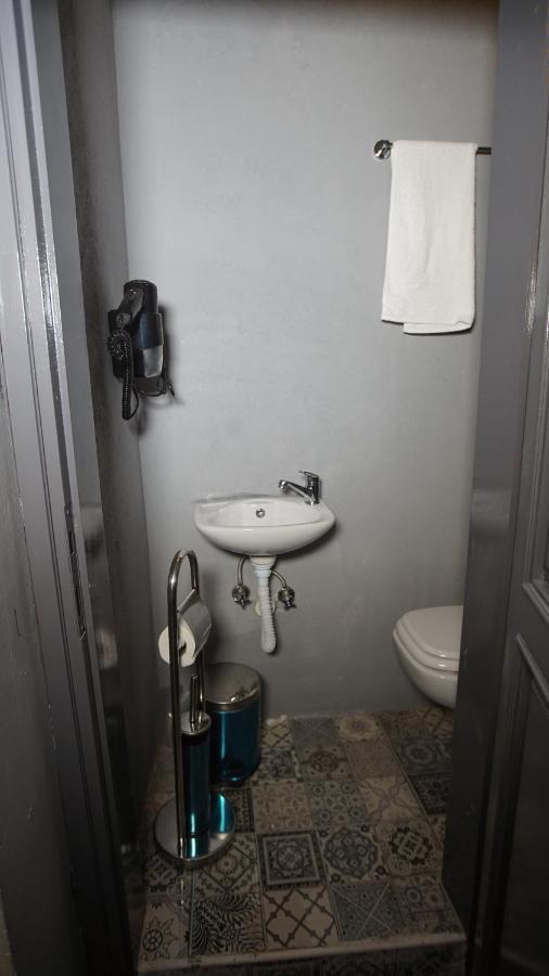 Taksim Maya Hotel Истанбул Екстериор снимка